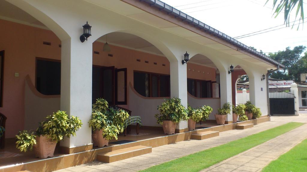 Ocean View Tourist Guest House At Negombo Beach Near The Airport Kültér fotó