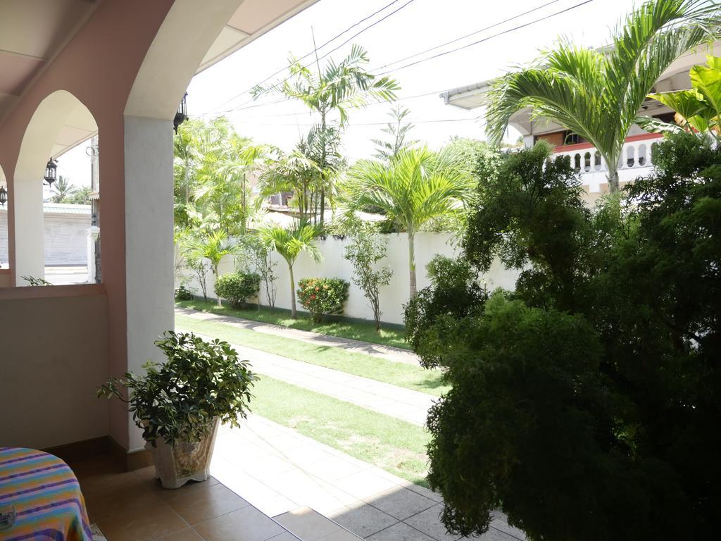 Ocean View Tourist Guest House At Negombo Beach Near The Airport Kültér fotó