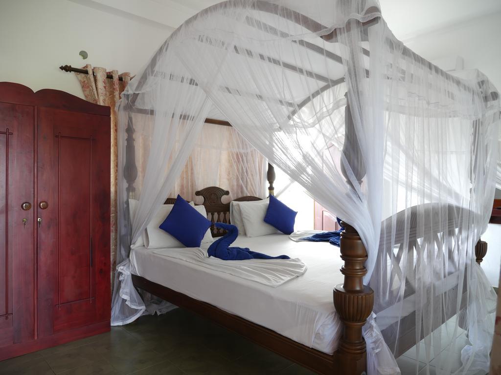 Ocean View Tourist Guest House At Negombo Beach Near The Airport Kültér fotó
