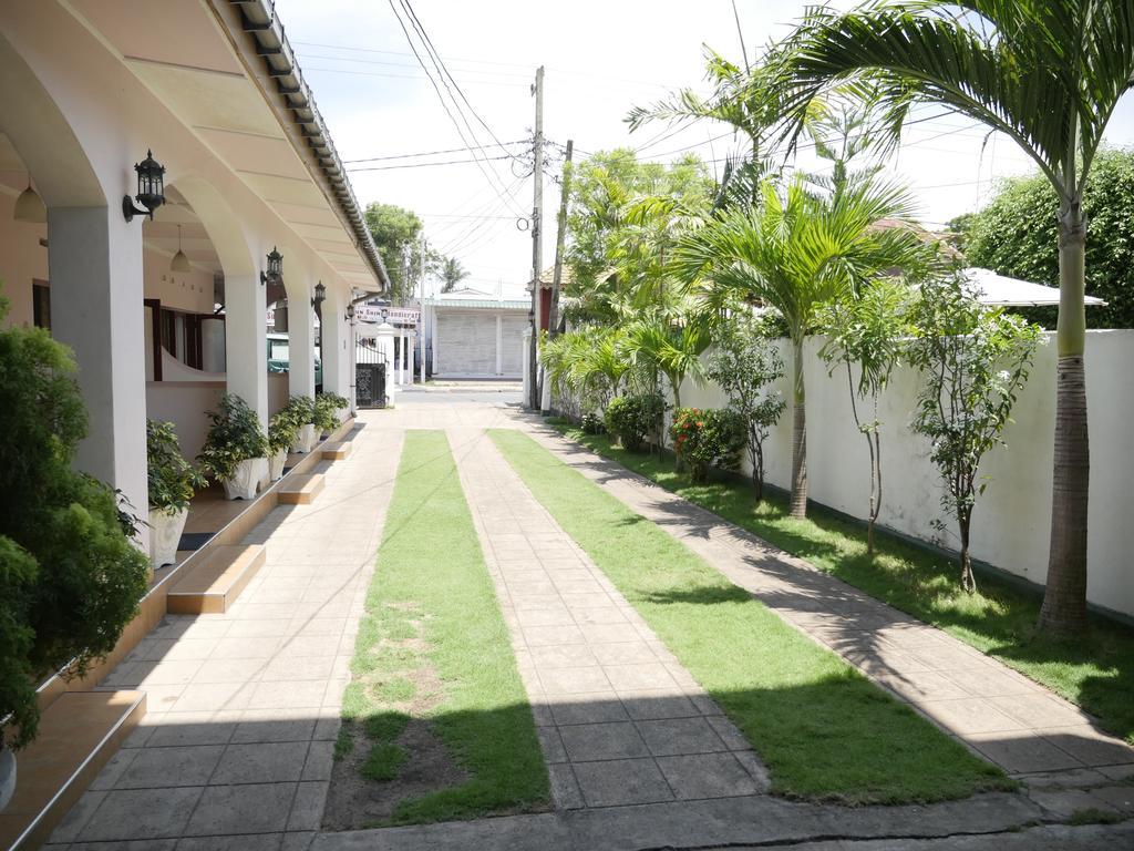 Ocean View Tourist Guest House At Negombo Beach Near The Airport Kültér fotó