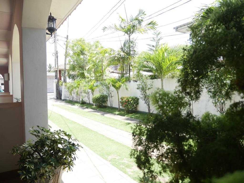 Ocean View Tourist Guest House At Negombo Beach Near The Airport Kültér fotó